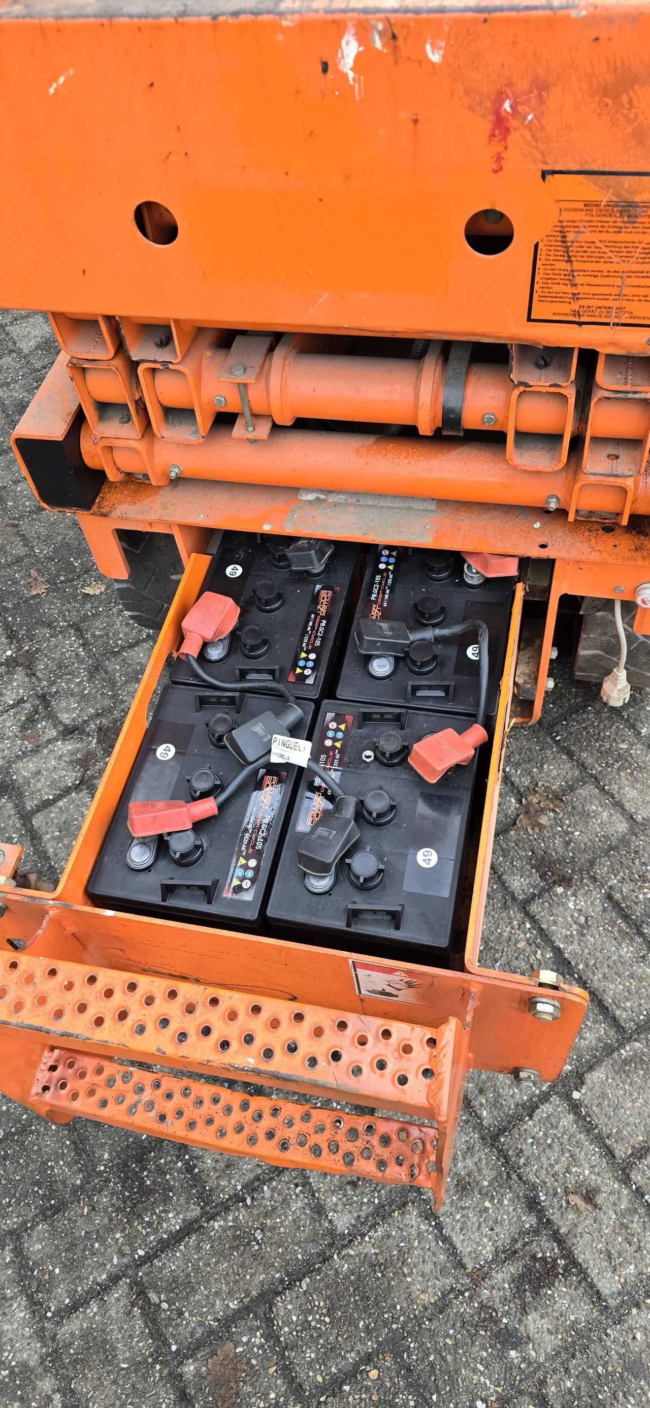 Haulotte Compact 8 schaarhoogwerker 8 meter