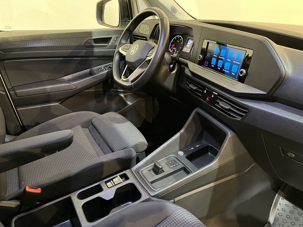 Volkswagen Caddy Cargo 1.5 TSI Automaat BENZINE / Euro 6 / Airco / Cruise Control / CarPlay / Camera / Trekhaak / 9.100 KM !!