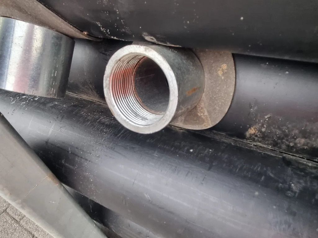 Leidingrek HDPE Bovenleidingen met 5 st aftakkingen 60mm snelkoppel 110 x 5.3 , lengte 6