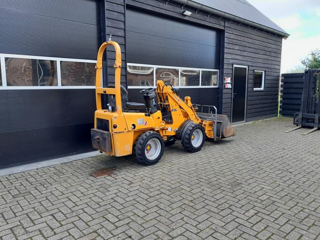 Mustang KL 158 minishovel zelfde als Weidemann 1140