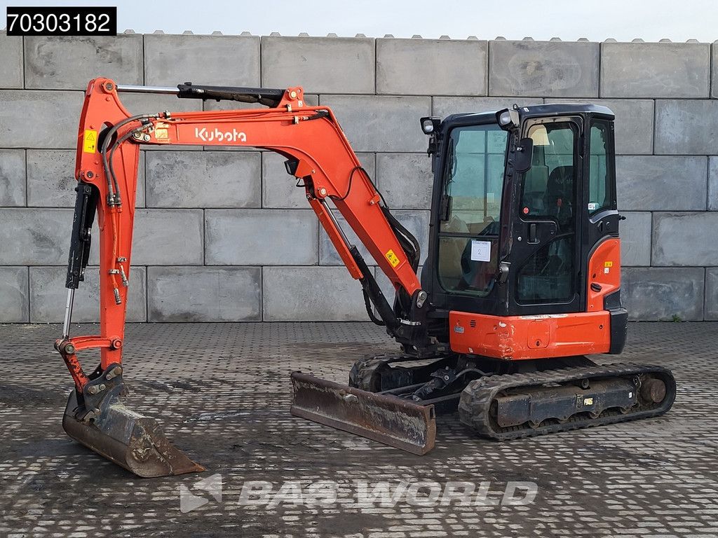 Kubota U36 -4 A/C - 3 Buckets