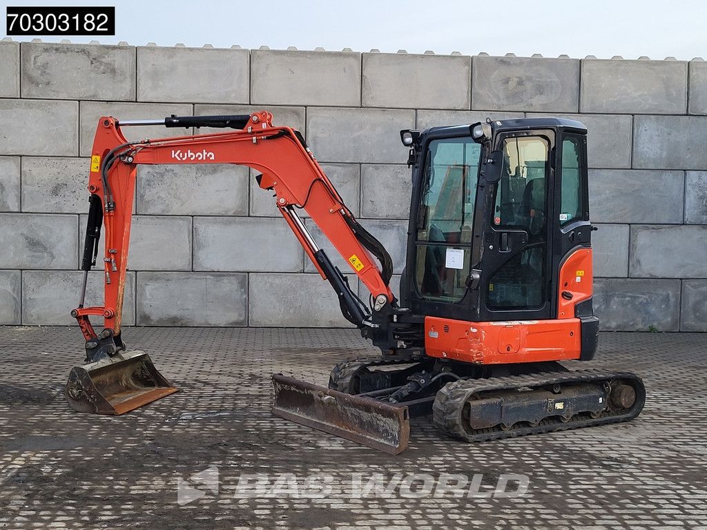 Kubota U36 -4 A/C - 3 Buckets
