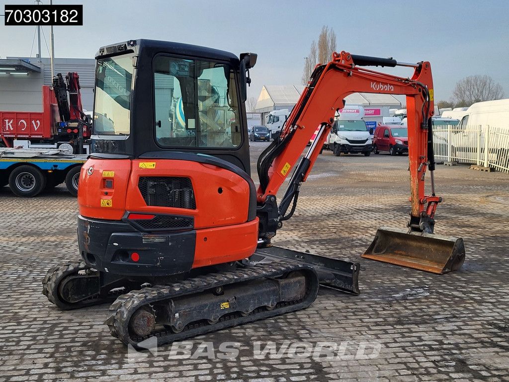 Kubota U36 -4 A/C - 3 Buckets