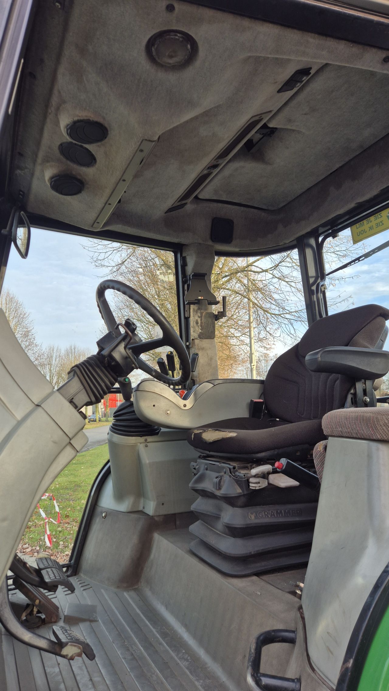 Massey Ferguson 6270 Dynashift met Kruip, Fronthef PTO