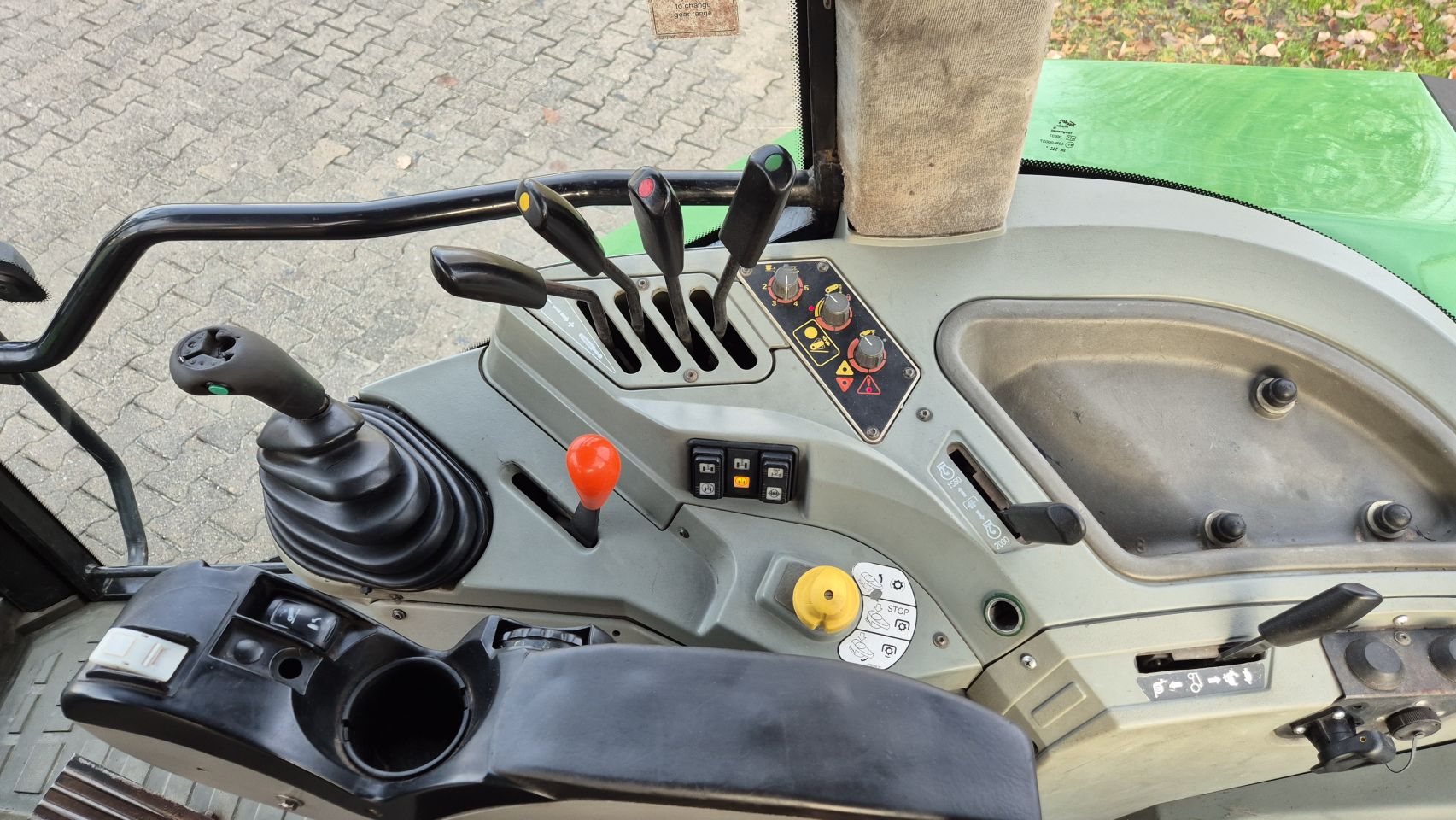 Massey Ferguson 6270 Dynashift met Kruip, Fronthef PTO