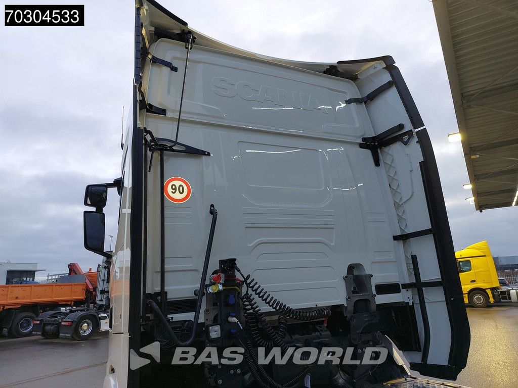 Scania S660 4X2 Retarder Full-Air 2x Tanks Standklima Leather Led ACC Alcoa Euro 6