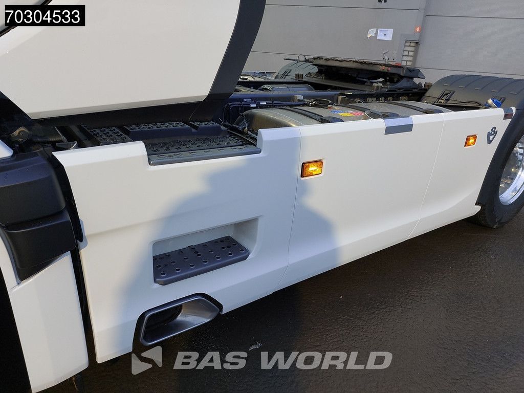 Scania S660 4X2 Retarder Full-Air 2x Tanks Standklima Leather Led ACC Alcoa Euro 6