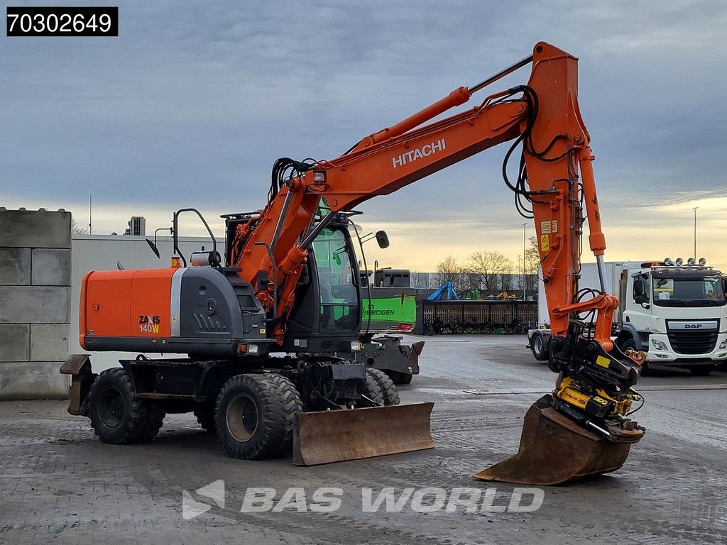 Hitachi ZX140W -3