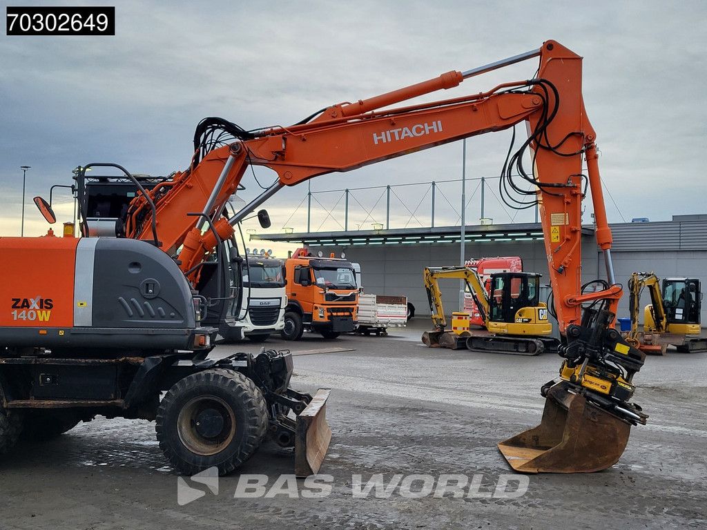 Hitachi ZX140W -3