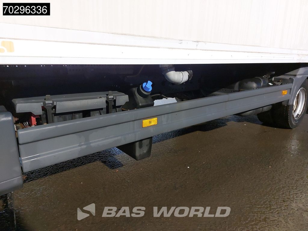 Mercedes Atego 818 4X2 8tonner Automatic 1000kg Ladebordwand Airco Cruise control Euro 6