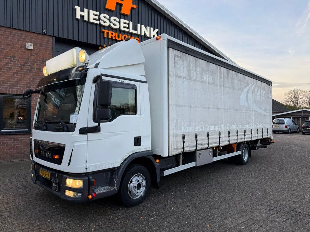 MAN TGL 12.220 Schuifzeil/vaste wand, 2T LBW, Airco, 730CM L 514.570KM