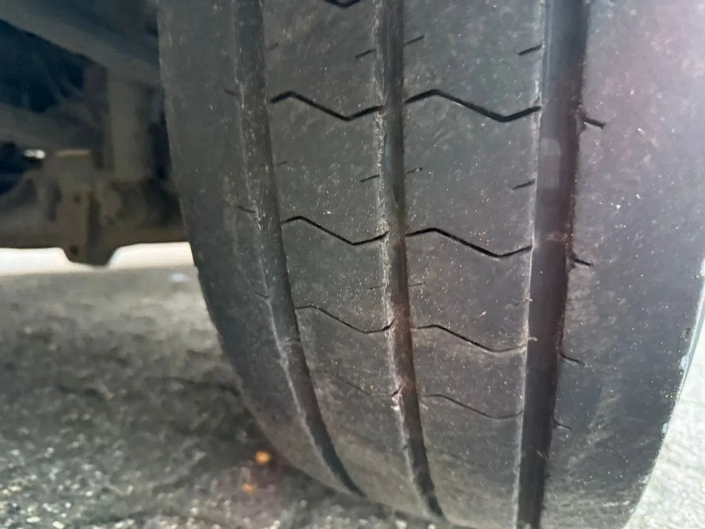 MAN TGL 12.220 Schuifzeil/vaste wand, 2T LBW, Airco, 730CM L 514.570KM