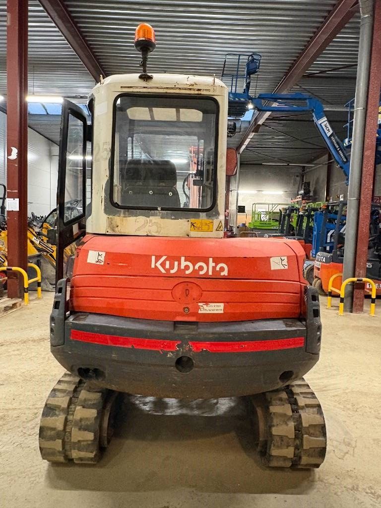 Kubota KX 121-3