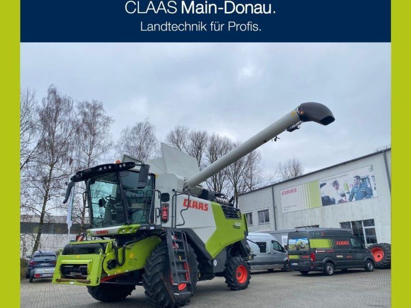 Claas Trion 530 mit SW V 680