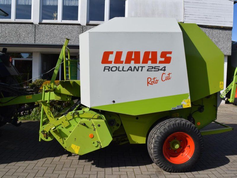 Claas Rollant 254 RC