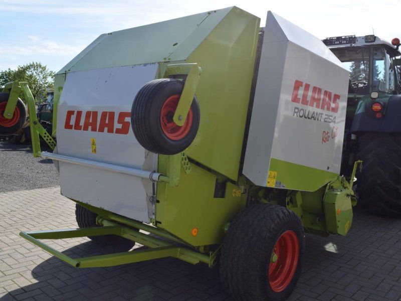 Claas Rollant 254 RC