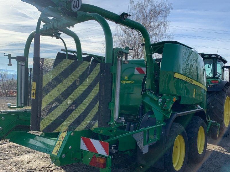 John Deere C441R