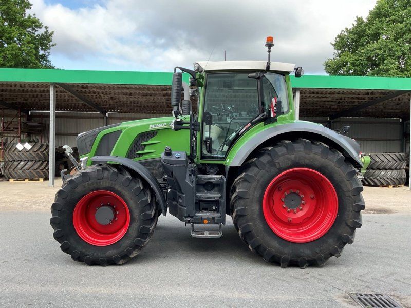 Fendt 828 Vario S4 ProfiPlus