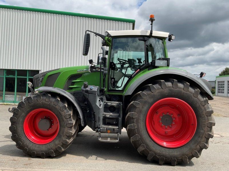 Fendt 828 Vario S4 ProfiPlus