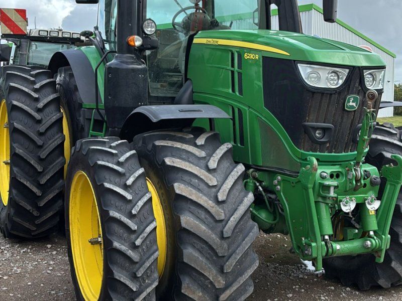 John Deere 6230 R