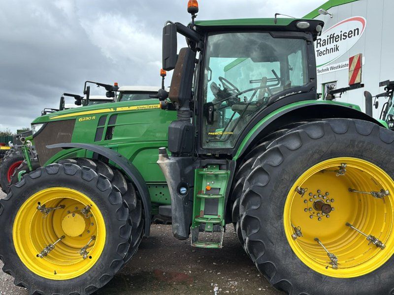 John Deere 6230 R