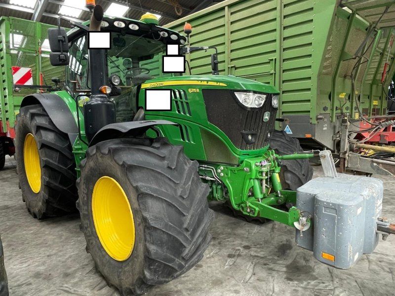 John Deere 6215R