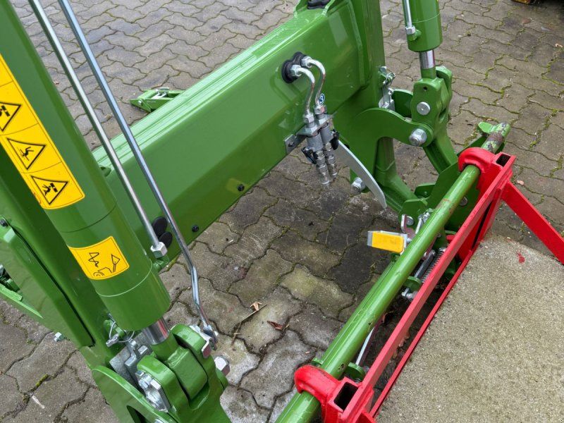 Fendt Frontladerschwinge 4X75 DW