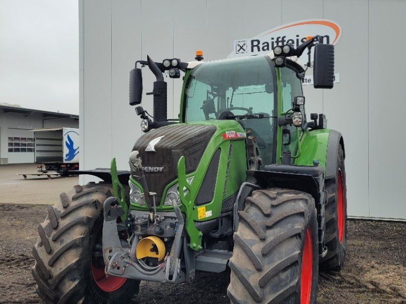 Fendt 718 Vario Gen6 Profi+
