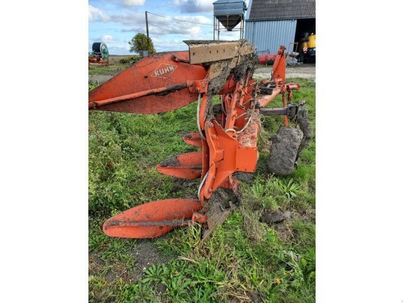 Kuhn MM122.5TR