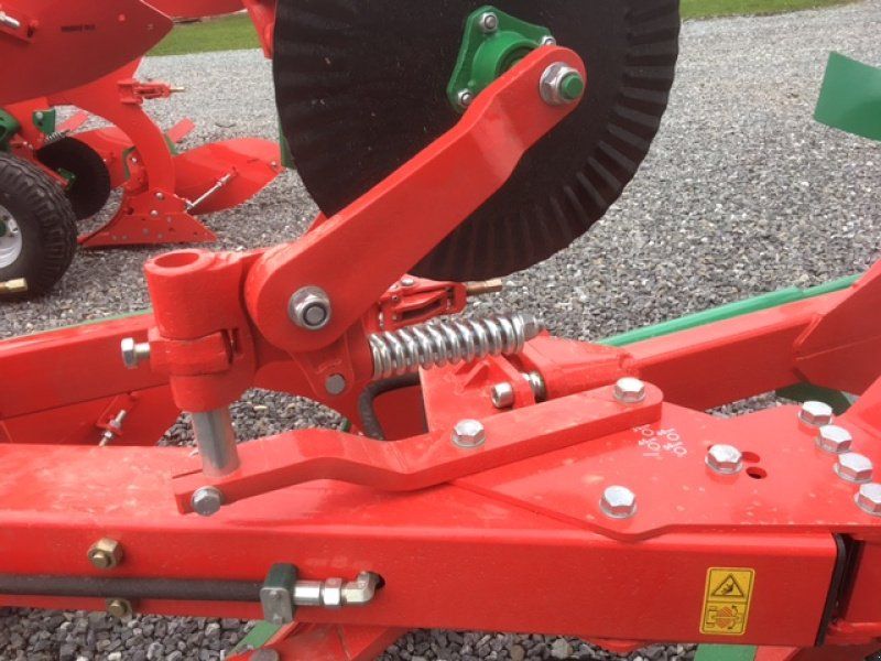 Agro-Masz POH 4 hydraulische Steinsicherung