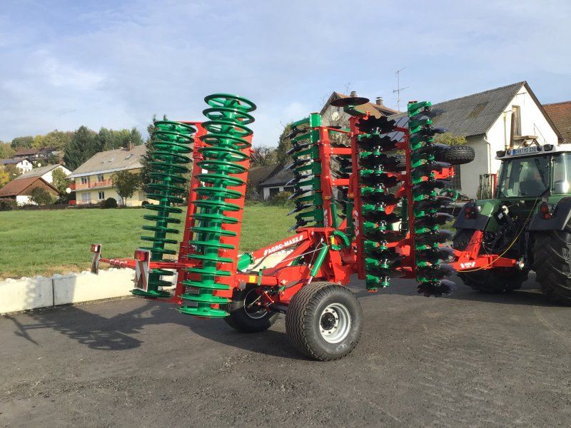 Agro-Masz BTC50H gezogen Druckluftbremse 560er Scheiben