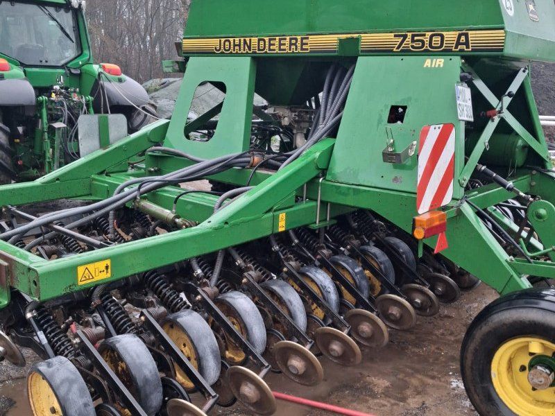 John Deere 750 A