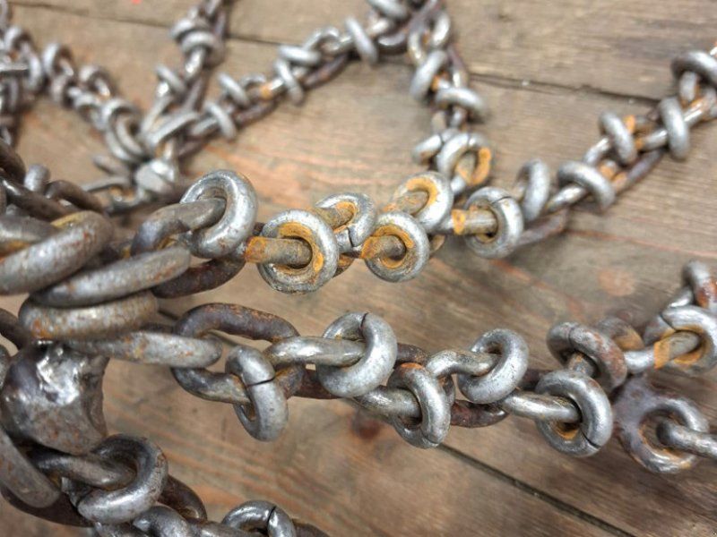 33x15.50-15 Schneeketten