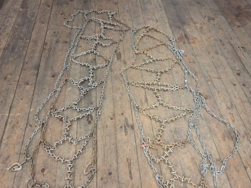 33x15.50-15 Schneeketten