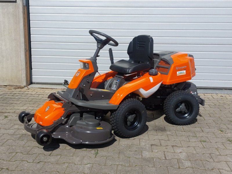 Husqvarna R 216T AWD