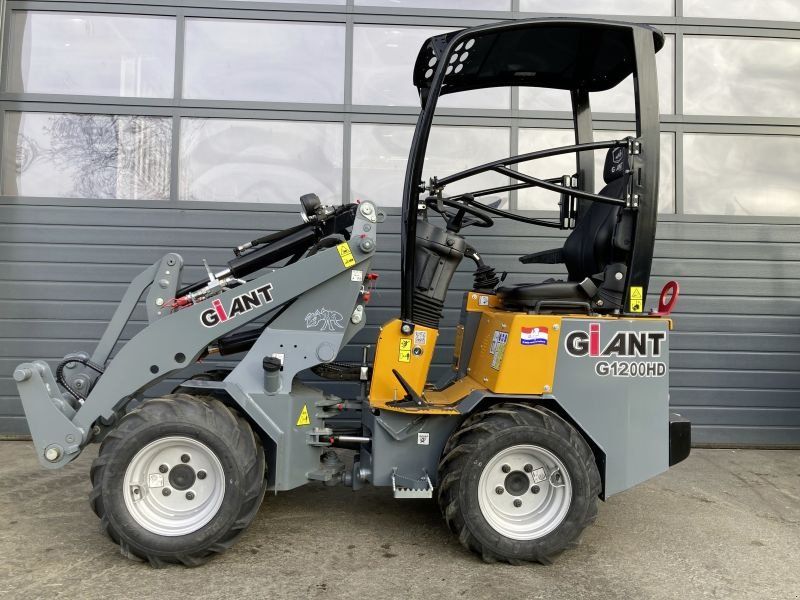 Giant G1200 HOFLADER