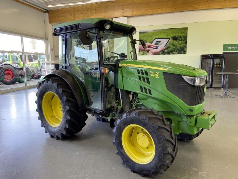 John Deere 5075 GF