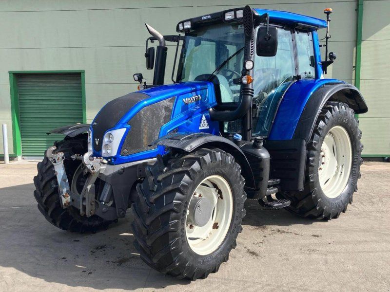 Valtra N163 V