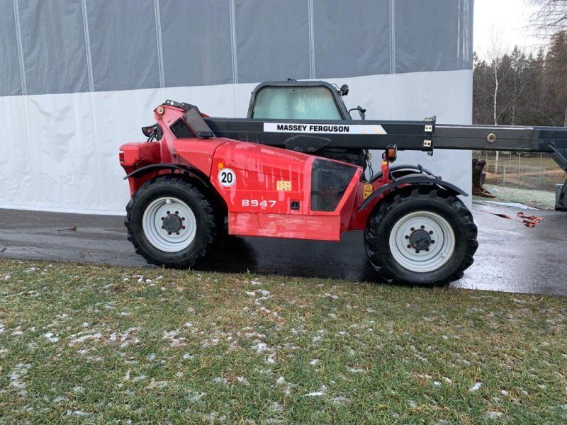 Massey Ferguson 8947