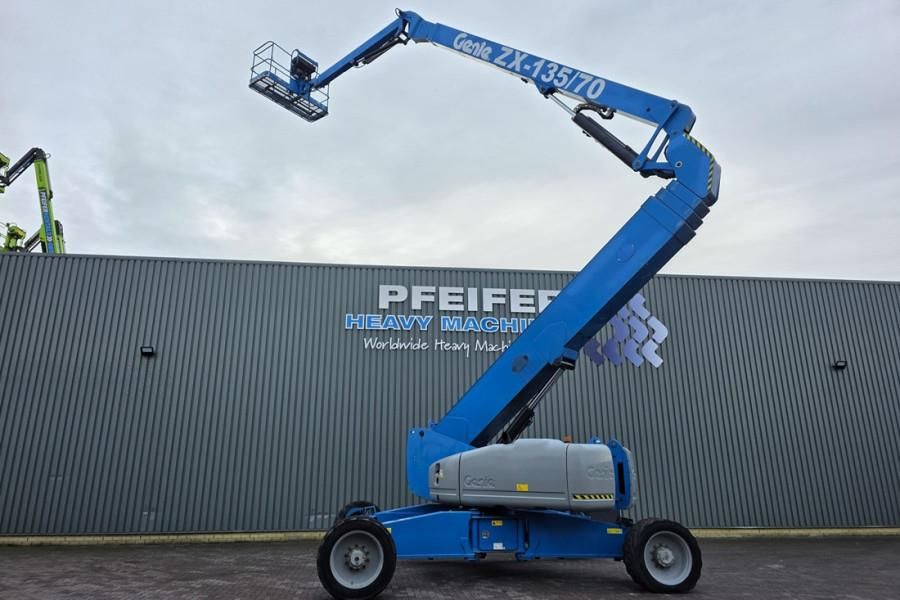 Genie ZX135/70 Diesel, 4x4x4 Drive, 43m Lifting Height,
