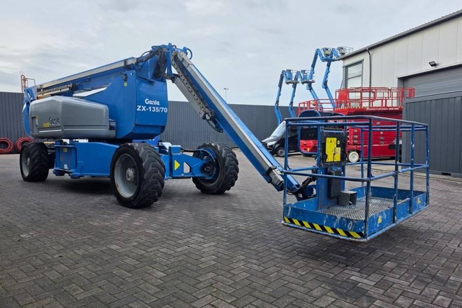 Genie ZX135/70 Diesel, 4x4x4 Drive, 43m Lifting Height,