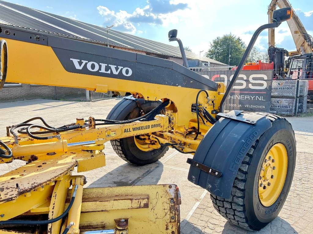 Volvo G946B 6x6 AWD - EPA Certified