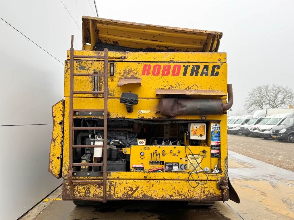 Extec Robotrac 7000 - Kubota Engine / Good Condition