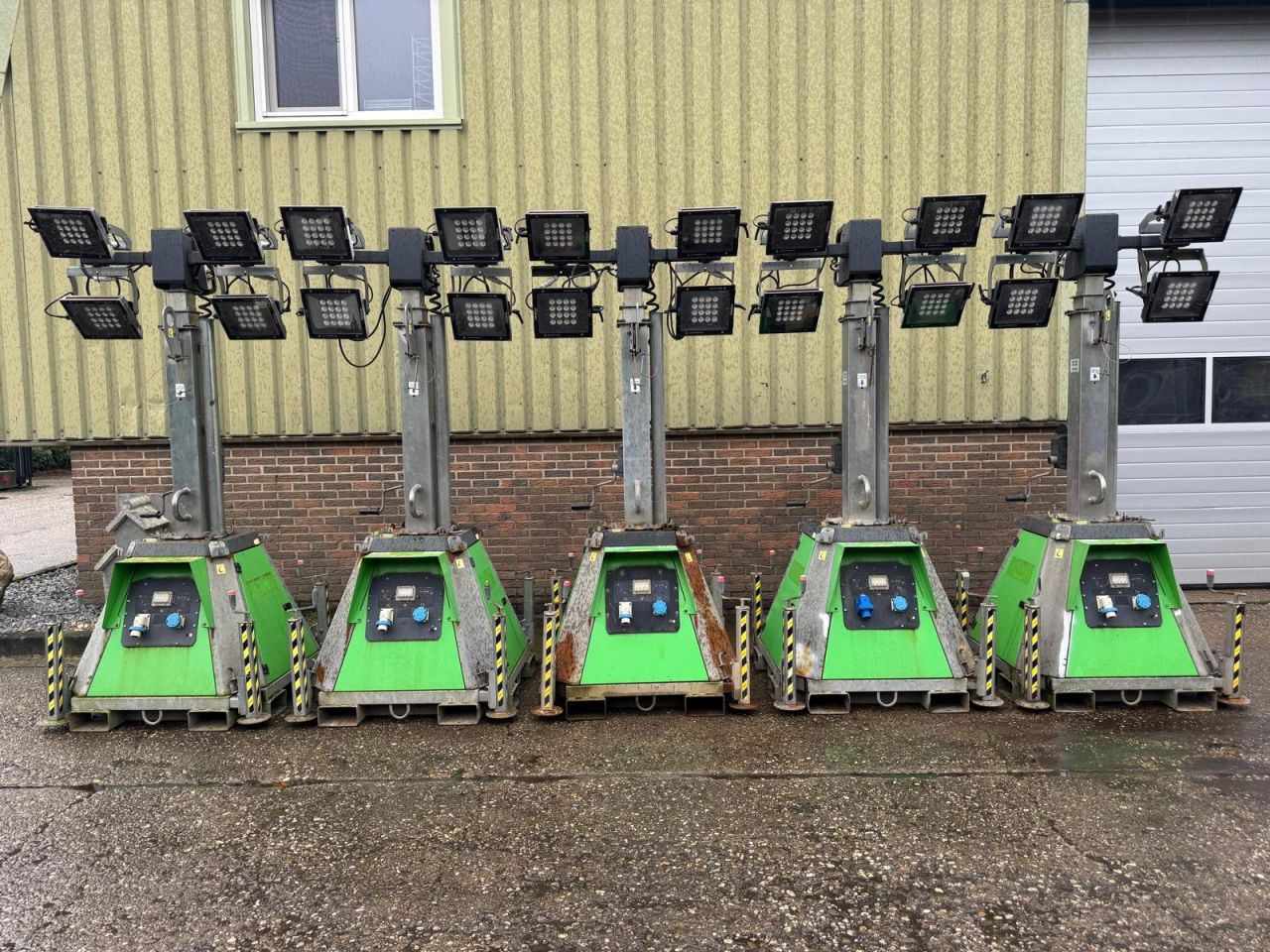 Mobiele verplaatsbare LED lichtmast 10 meter emissieloos