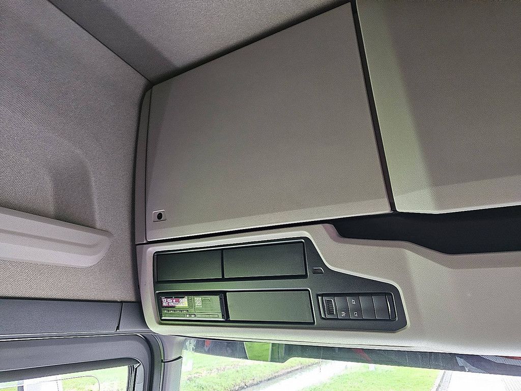 SCANIA R500 led skirts retarder