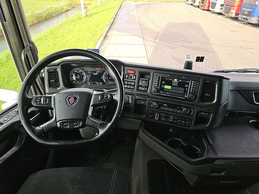 SCANIA R500 led skirts retarder