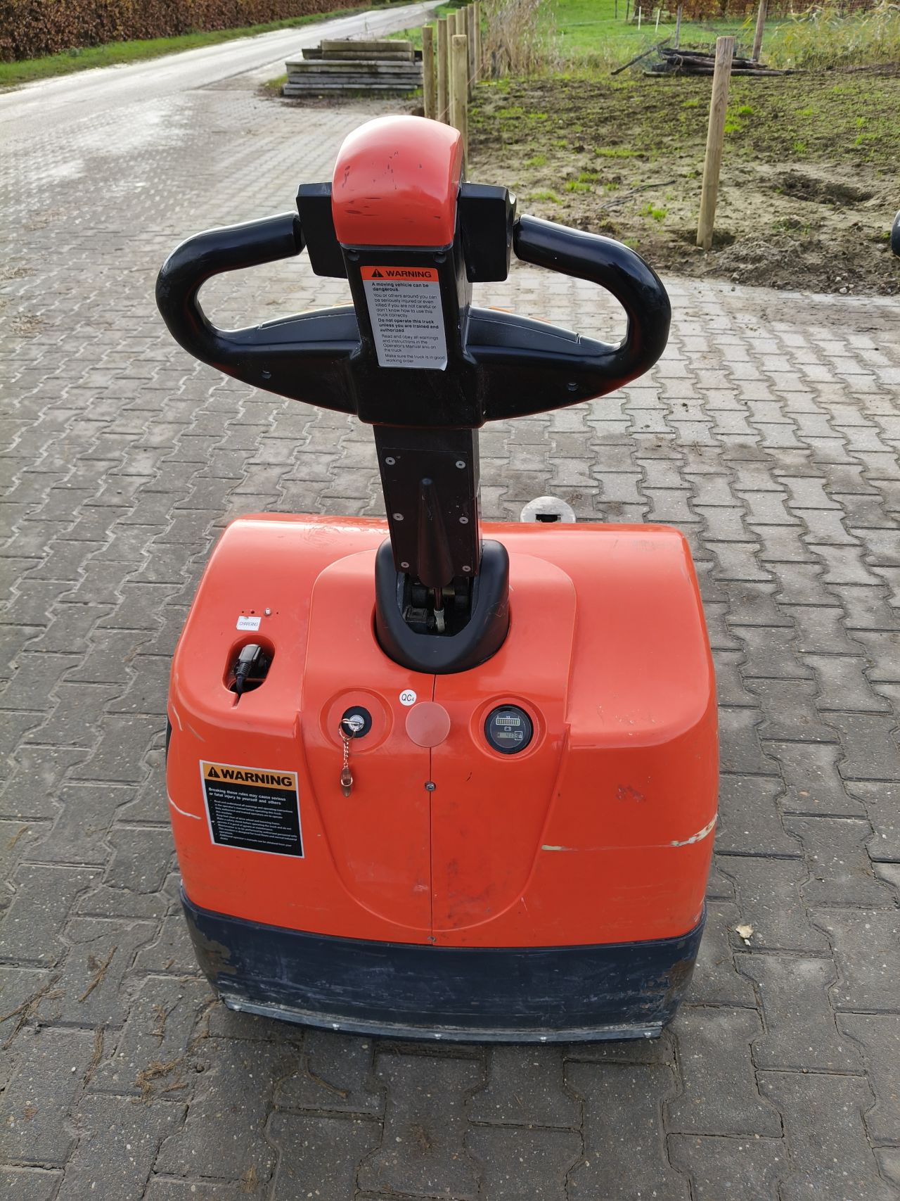 Te koop electrische palletwagen bt quickmover met nieuwe accus