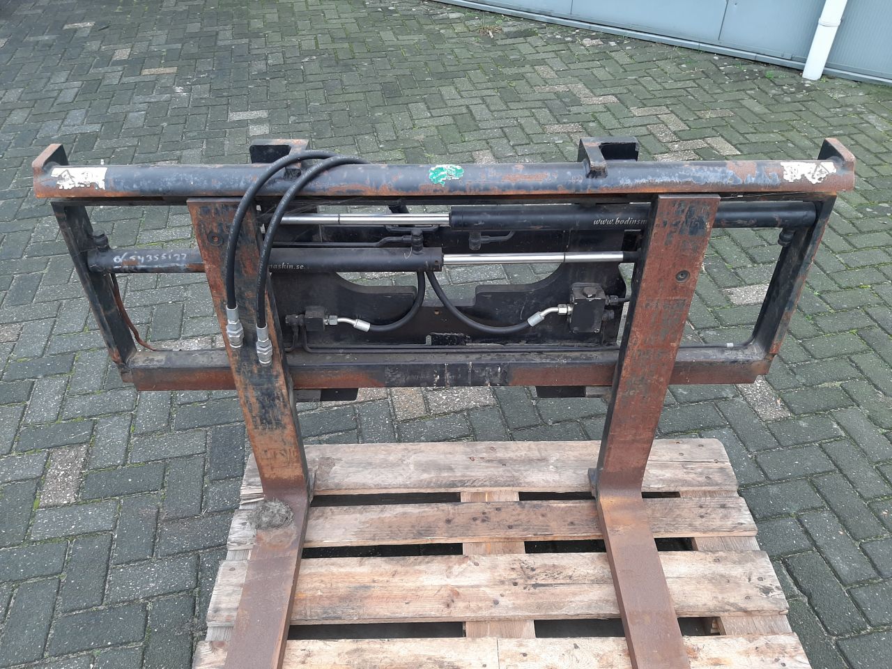 Palletvork verstelbaar voor Schäffer shovel / kniklader