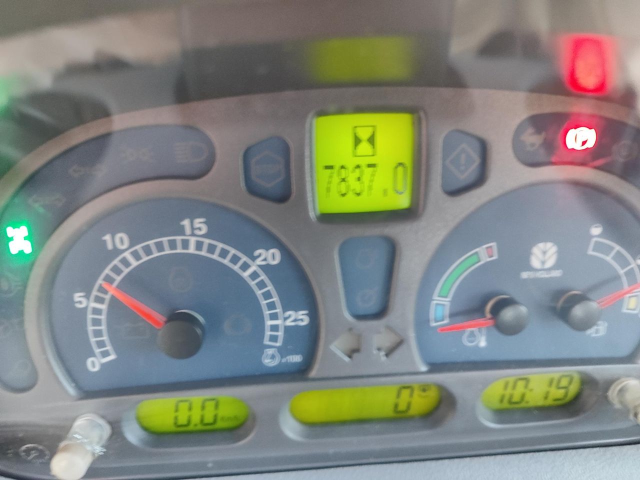 New Holland TS 115 A Plus