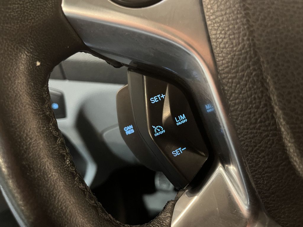 Ford Transit 310 2.0 TDCI L2H2 Trend 130 PK / Euro 6 / Airco / Cruise Control / Trekhaak / PDC / 85.000 KM !!